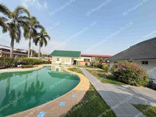 For sale and for rent 6 bedrooms villa in Bang Lamung, Chonburi