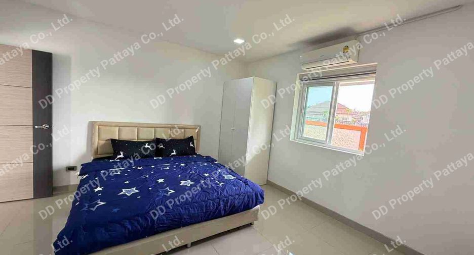 For sale and for rent 6 bedrooms villa in Bang Lamung, Chonburi