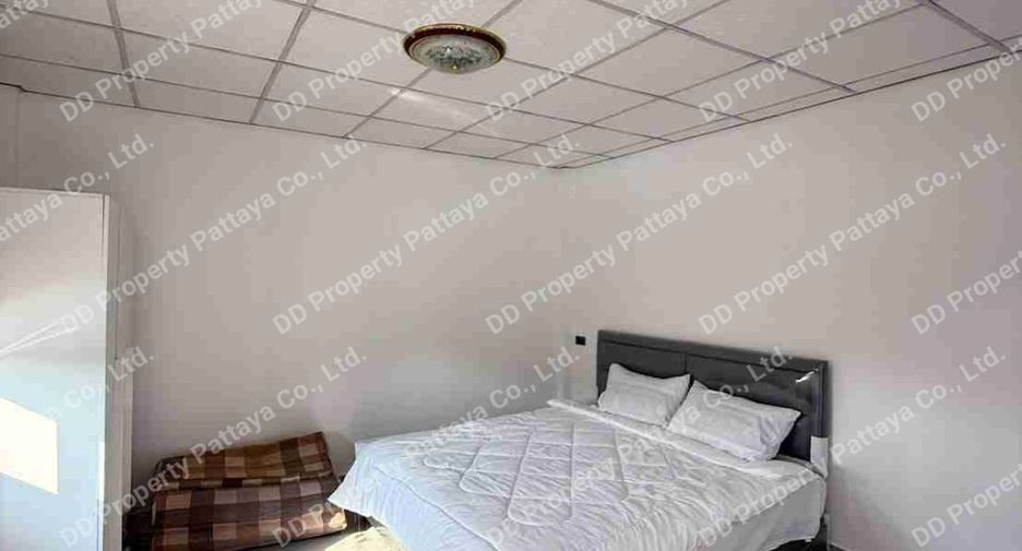 For sale and for rent 6 bedrooms villa in Bang Lamung, Chonburi