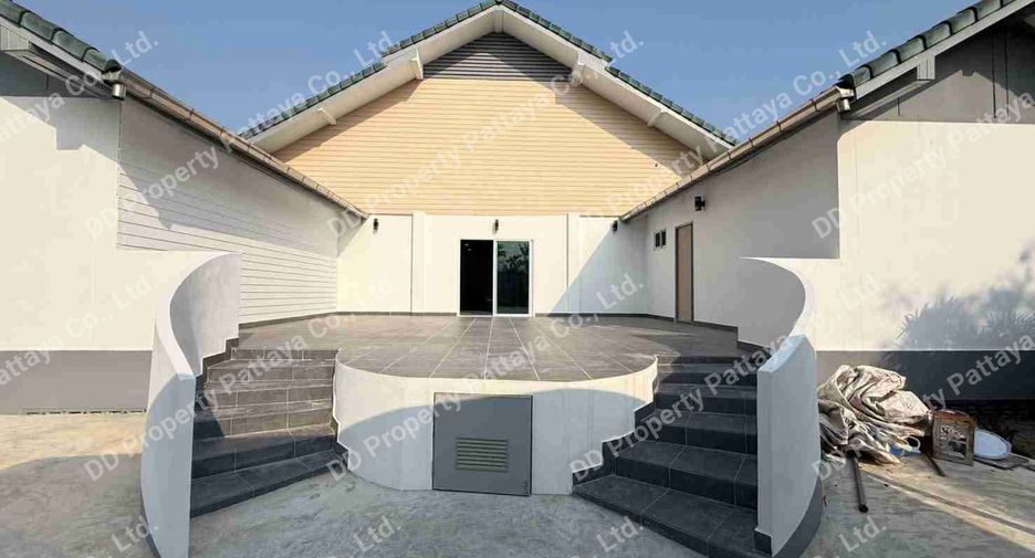 For sale and for rent 6 bedrooms villa in Bang Lamung, Chonburi