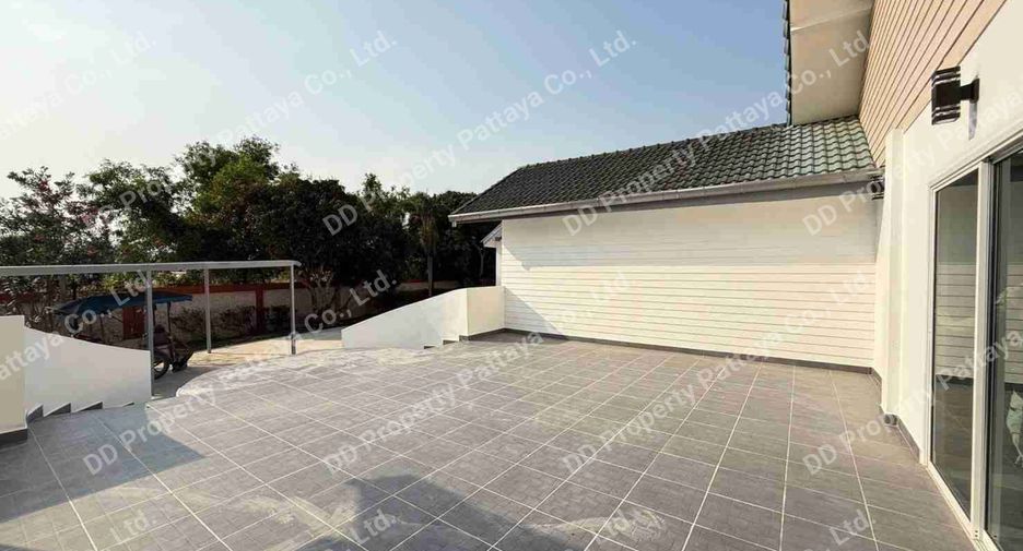 For sale and for rent 6 bedrooms villa in Bang Lamung, Chonburi