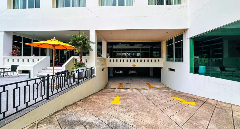 出售 123 卧室 酒店 在 Bang Lamung, Chon Buri