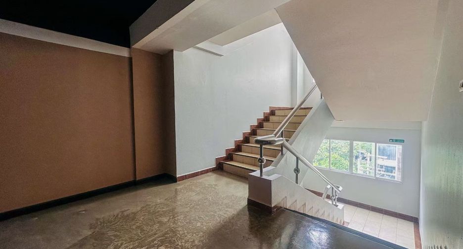出售 123 卧室 酒店 在 Bang Lamung, Chon Buri