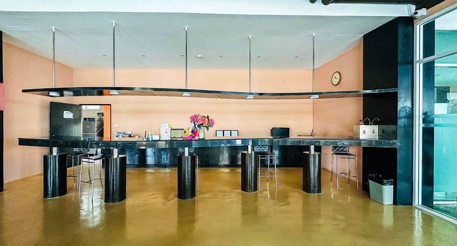 出售 123 卧室 酒店 在 Bang Lamung, Chon Buri