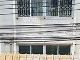 Gewerbefläche zur Miete mit 4 Zimmer in Chatuchak, Bangkok