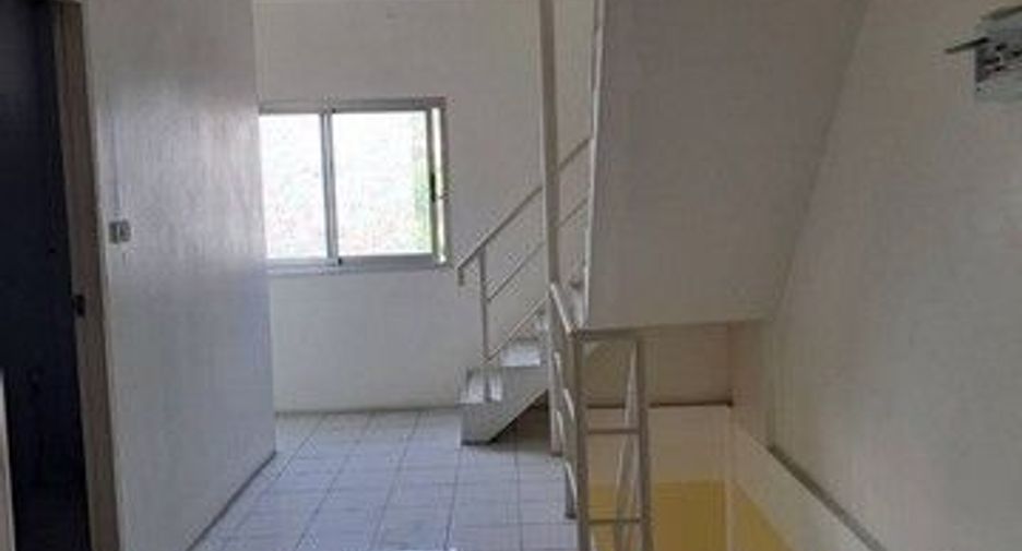 Gewerbefläche zur Miete mit 4 Zimmer in Chatuchak, Bangkok