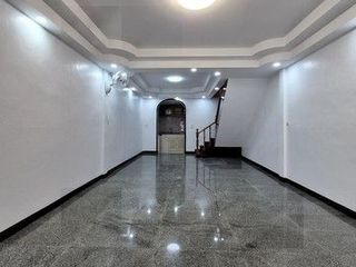 For rent 3 bedrooms townhouse in Phasi Charoen, Bangkok