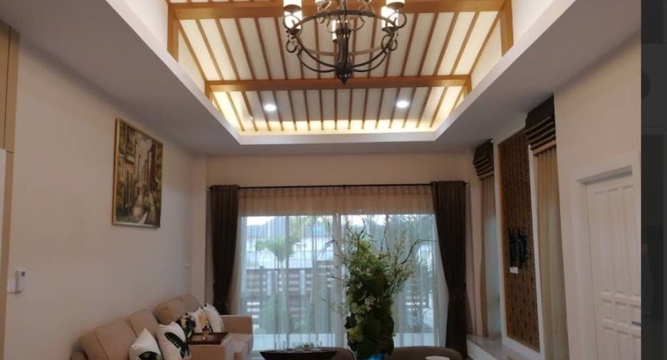 For rent 3 bedrooms villa in Huay Yai, Pattaya