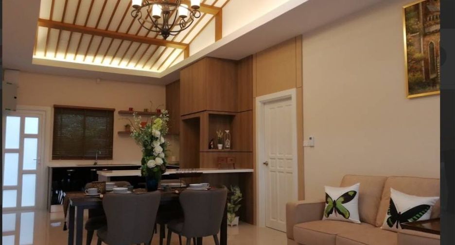 For rent 3 bedrooms villa in Huay Yai, Pattaya