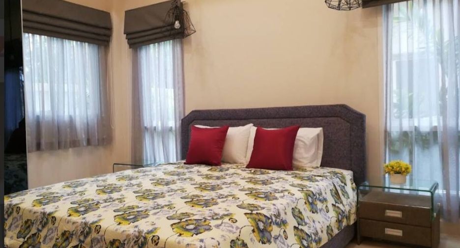 For rent 3 bedrooms villa in Huay Yai, Pattaya