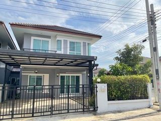 Casa en alquiler de 4 habitaciones en Nong Chok, Bangkok