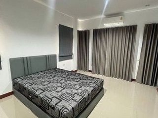Casa en alquiler de 4 habitaciones en Nong Chok, Bangkok
