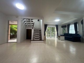 À louer 3 chambres maison à Bang Bua Thong, Nonthaburi