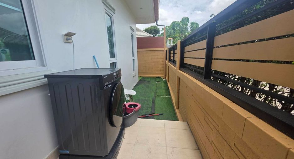 For rent 2 bedrooms villa in Huay Yai, Pattaya