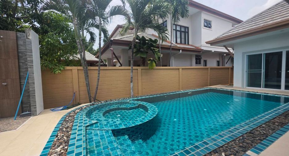 For rent 2 bedrooms villa in Huay Yai, Pattaya