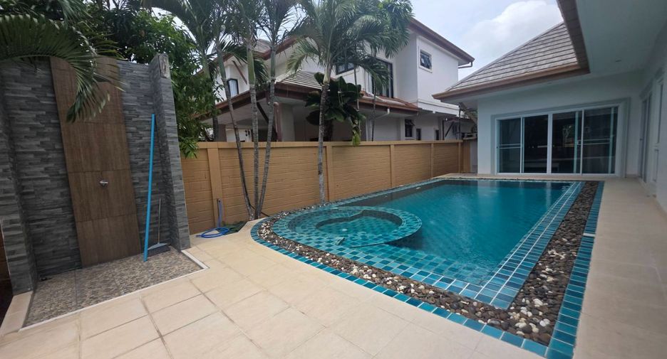 For rent 2 bedrooms villa in Huay Yai, Pattaya