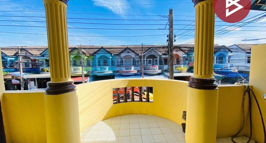For sale 2 bedrooms townhouse in Khlong Luang, Pathum Thani
