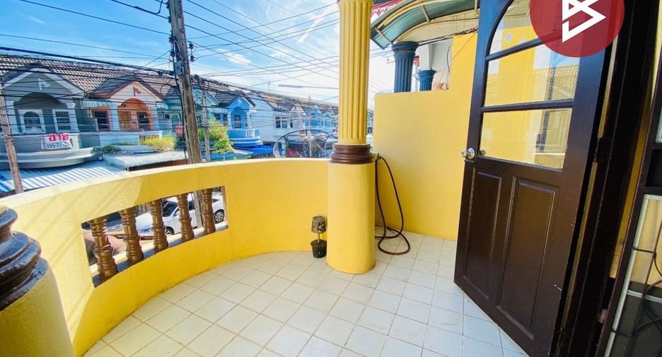 For sale 2 bedrooms townhouse in Khlong Luang, Pathum Thani