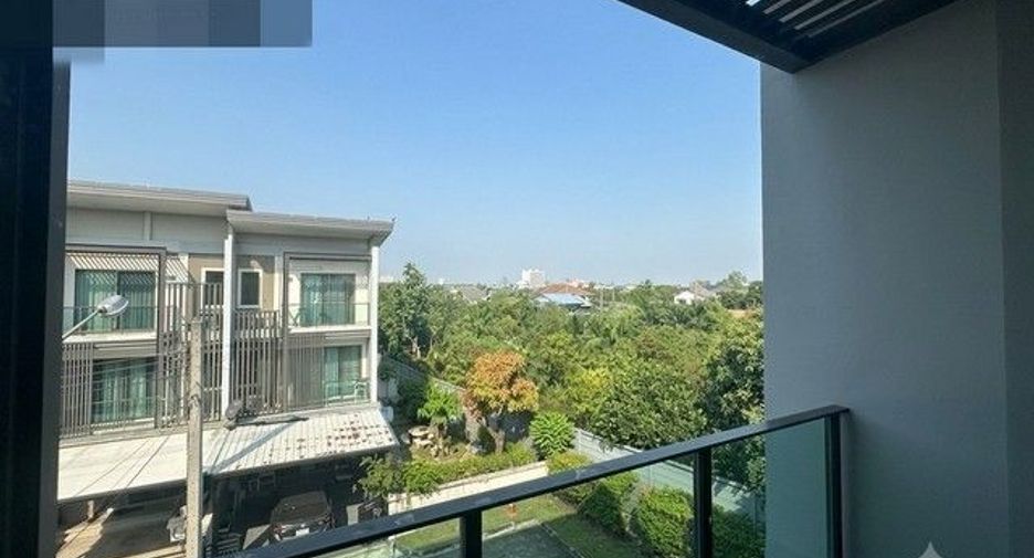 À louer 3 chambres maison à Bang Bua Thong, Nonthaburi