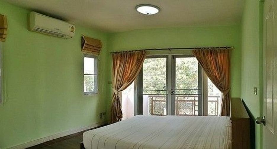 For rent 3 bedrooms house in Nong Chok, Bangkok