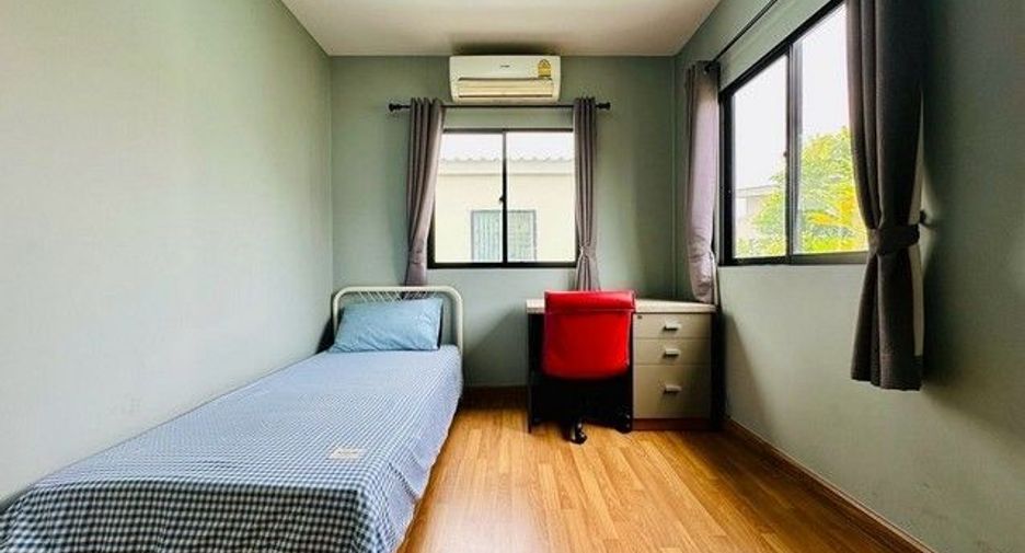 À louer 3 chambres maison à Bang Bua Thong, Nonthaburi