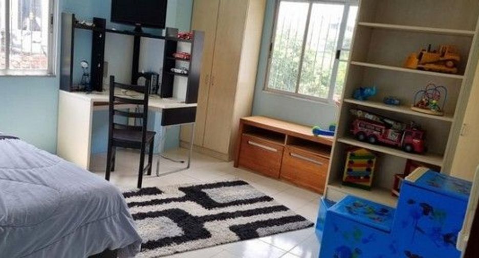 For rent 2 bedrooms house in Lat Krabang, Bangkok