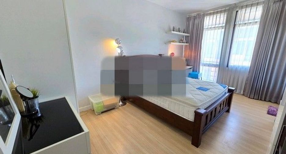 Casa en alquiler de 3 habitaciones en Lak Si, Bangkok