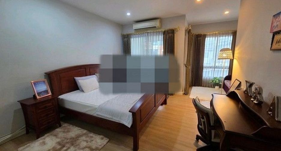 Casa en alquiler de 3 habitaciones en Lak Si, Bangkok