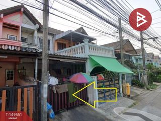 Casa adosada en venta de 2 habitaciones en Thawi Watthana, Bangkok