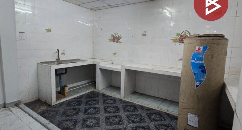 Gewerbefläche zum Kauf mit 6 Zimmer in Thung Khru, Bangkok