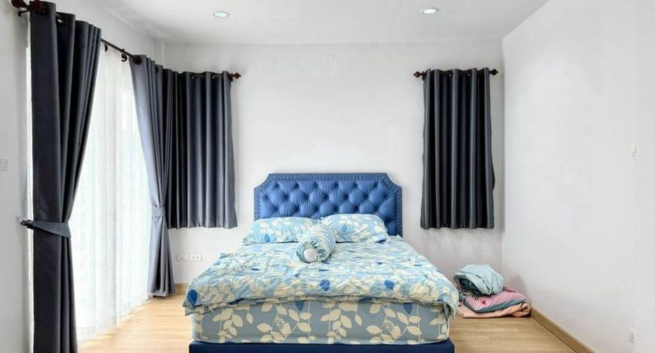 À vendre 3 chambres maison à Si Racha, Chonburi