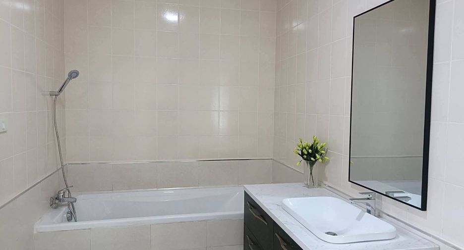 For rent 3 bedrooms house in Bang Lamung, Chonburi
