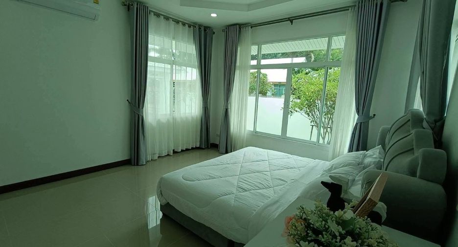 For rent 3 bedrooms house in Bang Lamung, Chonburi