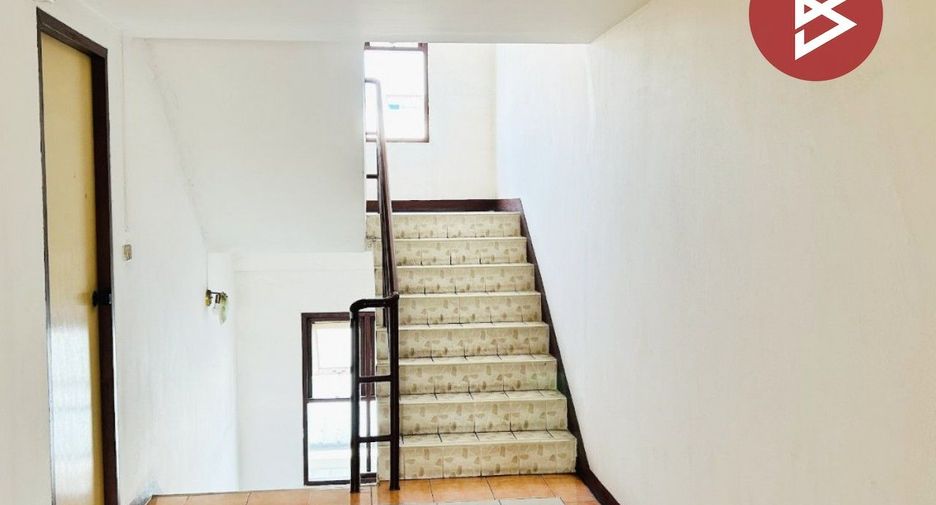 À vendre 6 chambres appartement à Wang Thonglang, Bangkok