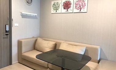 Condo en alquiler de 1 habitaciones en Bangkok Yai, Bangkok