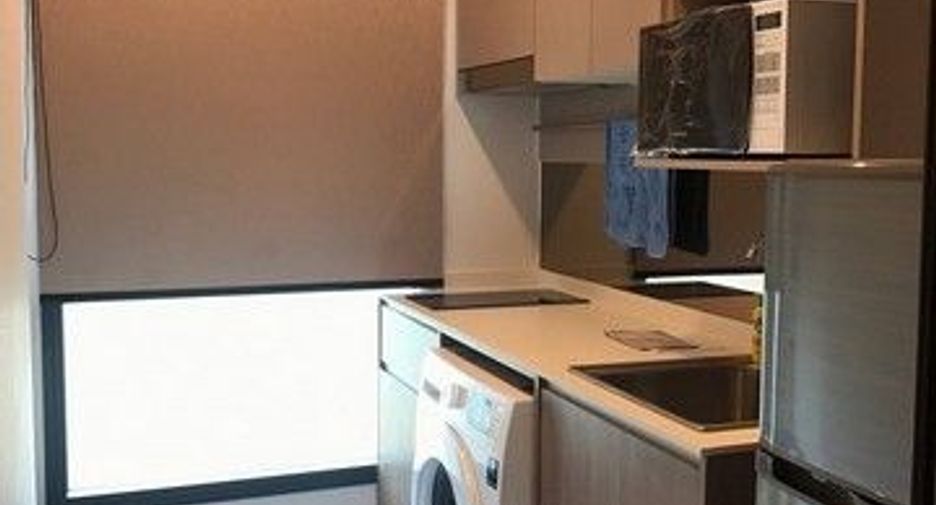 Condo en alquiler de 1 habitaciones en Bangkok Yai, Bangkok