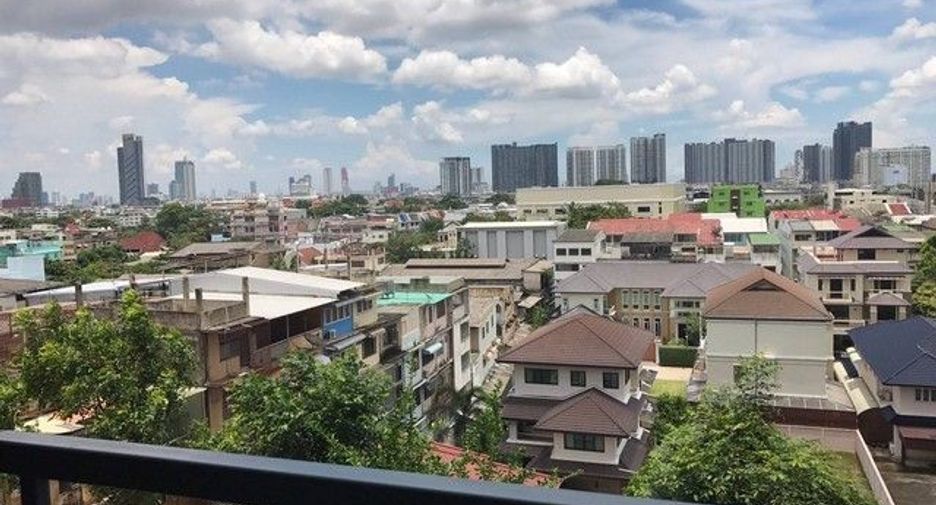 Condo en alquiler de 1 habitaciones en Bangkok Yai, Bangkok