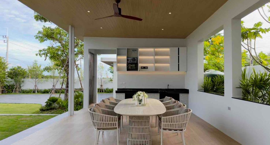 Haus zum Kauf mit 5 Zimmer in Bang Lamung, Chonburi
