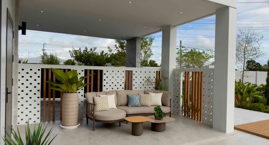 Haus zum Kauf mit 5 Zimmer in Bang Lamung, Chonburi