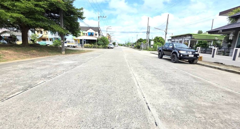 For sale 3 bedrooms townhouse in Mueang Rayong, Rayong