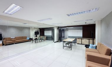 Oficina en venta de 1 habitaciones en Watthana, Bangkok