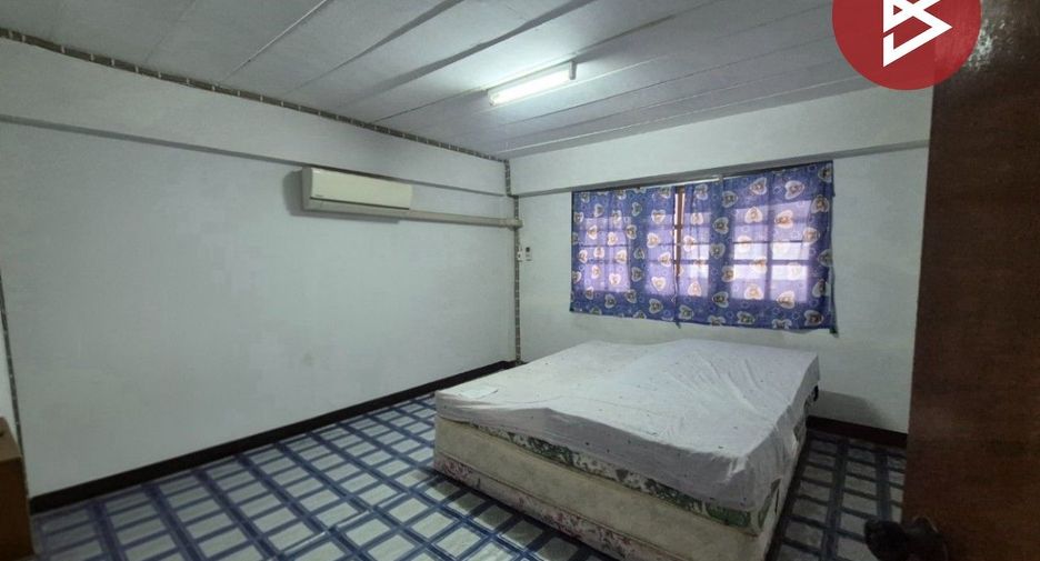 Local comercial en venta de 4 habitaciones en Mueang Samut Prakan, Samut Prakan