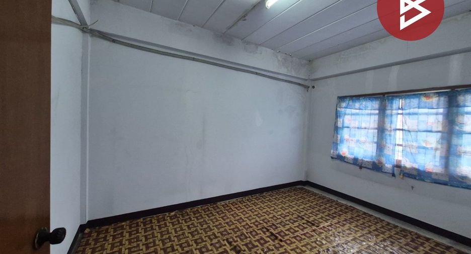 Local comercial en venta de 4 habitaciones en Mueang Samut Prakan, Samut Prakan