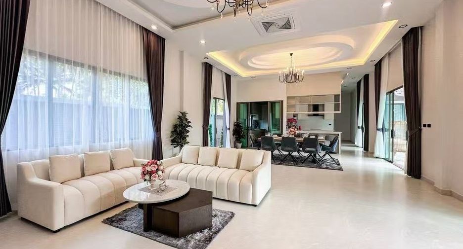 For sale 4 ベッドルーム house in Bang Lamung, Chonburi