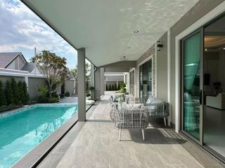For sale 4 ベッドルーム house in Bang Lamung, Chonburi