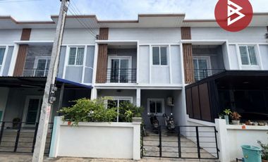 Casa adosada en alquiler y en venta de 3 habitaciones en Mueang Nakhon Pathom, Nakhon Pathom