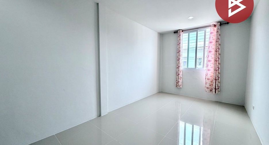 Casa adosada en alquiler y en venta de 3 habitaciones en Mueang Nakhon Pathom, Nakhon Pathom