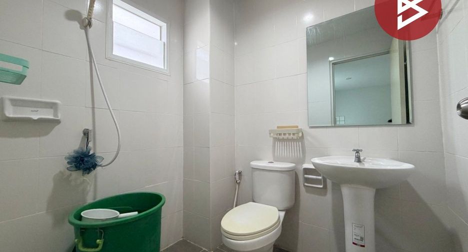 Casa adosada en alquiler y en venta de 3 habitaciones en Mueang Nakhon Pathom, Nakhon Pathom