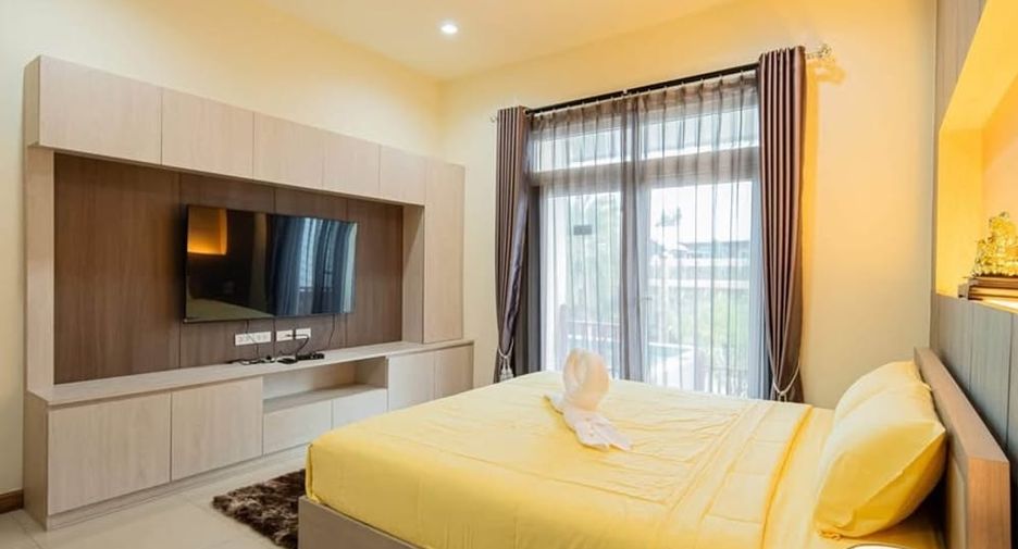 For rent 6 bedrooms villa in Bang Lamung, Chonburi