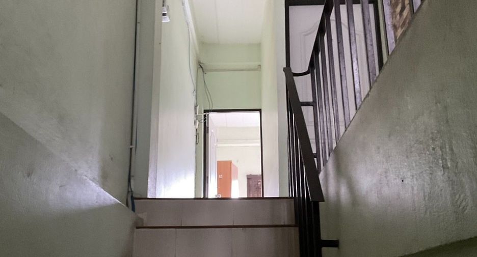 Local comercial en venta de 5 habitaciones en Nong Chok, Bangkok